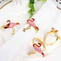 Ronds de serviette flamant rose dorés en émail, lot de 4 pour décor de table élégante - Flamant Rose (Lot de 4)