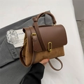 Borsa a mano retrò marrone a contrasto con finiture pregiate e fibbie metalliche dorate - Marrone