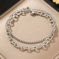 Dettaglio del bracciale a catena hip hop a doppio strato in acciaio inossidabile - Stile Argentato (C7396)