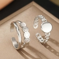 Detail of silver double-layered open ring and chain-textured band with round charms - Silver Double Layer Chain Open Ring Set (C9042) / Silver (C9042)