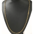 Collier chaîne trombone doré poli pour femme présenté sur un mannequin de cou noir - 60CM / Or (C5793)