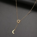 Collana a Y dorata in acciaio inossidabile con ciondoli celesti sole e luna - Stile Sole Luna Oro (N1534)