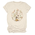 Nahaufnahme des Vintage-Blumenkranz-Prints auf beigem Kurzarm-T-Shirt für Damen - S / Sandfarben