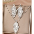 Set gioielli con collana e orecchini a foglia e trama a pieghe in argento - Stile Argentato (F430)