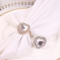 Ronds de serviette étincelants en forme de cœur avec strass en finitions or et argent - Cœur Transparent Anneau Argenté (Fig 3)