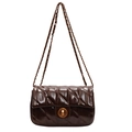 Bolso bandolera de piel PU marrón oscuro acolchado con cadena y cierre dorado - Marrón