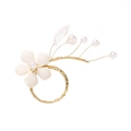 Handmade pearl flower napkin ring with copper wire and gold metal for elegant tables - Gold Flower Pearl
