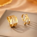 Verstellbarer goldener Kreuzring und gewellter Schichtring aus poliertem Edelstahl-Finish - Goldener Stil (C7119)
