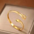 Adjustable golden snake-shaped open bracelet with engraved scales on jewelry box - Gold (F3027)