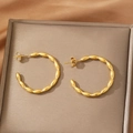 18k vergoldete Edelstahl Creolen mit Bambus Textur Perlen Design für Frauen - Goldener Reisform-Spleiß-Stil (F269)