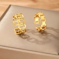 Verstellbare goldene Titanstahlringe mit geometrischem Kettenmuster für modernen Look - Goldener Stil (F727)