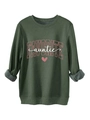 Detail eines grünen Fleece-Sweatshirts mit pinkem Favorite Auntie-Aufdruck und Herz - S / Armeegrün