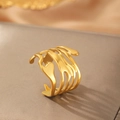 Vintage Barock Edelstahlring in Gold mit flüssigem Design und unregelmäßigen Linien für Damen - Gold (C5373)
