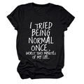 Détail d'un T-shirt noir en coton avec lettrage blanc et design de manches retroussées - S / Noir (Lettres Blanches)
