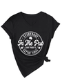 Detailansicht des St. Patrick's Day Motivdrucks auf einem schwarzen V-Ausschnitt T-Shirt - Schwarz (Weiße Schrift)