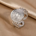 Adjustable stainless steel ring with vintage star relief and chain link band - Star Compass Hammered Texture Style (N6810)