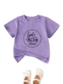 Détail du t-shirt violet Girl's Trip 2026 et chaussures Mary Jane blanches à dentelle - 90cm / Violet (Lettres Noires)