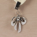 Vintage silver bow metal tablecloth clip for elegant dining table decoration and fabric fixing - Bow Style
