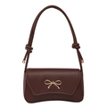Borsa sottobraccio marrone scuro con fiocco dorato e tracolla con nodi decorativi - Marrone