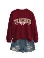 Dettaglio della felpa bordeaux Teacher con stampa trifoglio e shorts di jeans - S / Borgogna
