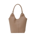 Bolso tote trenzado color topo de cuero sintético con diseño de cuadros con textura - Caqui