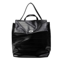 Zaino nero lucido minimalista con goffratura a righe e chiusura in metallo argento - Nero