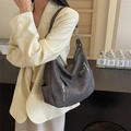 Graue Vintage Hobo Schultertasche mit großer Kapazität und Metallreißverschlüssen - Denim Schwarz