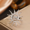 Anello sole in acciaio inossidabile argento con trama martellata su scatola dorata - Stile Spirale Sole Argento (F870) / Argento