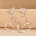 Orecchini pendenti a cuore in argento da donna in stile moderno e minimalista - Stile Argento (C4084)