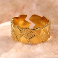 Macro shot of 18k gold geometric pleated ring showing textured and polished metal finish - Quilted Pattern Adjustable Style / Gold (C4925)