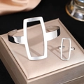 Minimalistische roestvrijstalen sieradenset met holle rechthoekige armband en ring - Zilveren Geometrische Holle Stijl (C5120) / Zilver