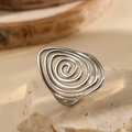 Anillo artístico de espiral en acero inoxidable plateado con diseño geométrico - Estilo de Espiral Plateada (F1680) / Plateado