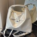 Sac fourre-tout matelassé blanc perle élégant avec fermoir rotatif et bandoulière - Blanc Cassé