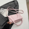 Borsa a tracolla plissettata rosa da donna con tracolla regolabile e design arricciato - Rosa