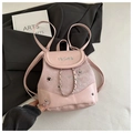 Mini zaino rosa da donna con logo in metallo e dettaglio ricamato a forma di orso - Rosa