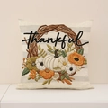Federa ricamata con zucca e scritta thankful per decorazioni autunnali in fattoria - Righe Grigie (FP013-5)