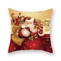 Détail de l'imprimé Père Noël et Casse-Noisette sur une housse de coussin de Noël rouge et or - Père Noël nuit de neige dorée (19XMAS16(6))