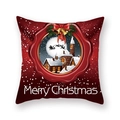 Vue détaillée d'une taie d'oreiller de Noël rouge avec texte Merry Christmas et décor de neige - Sceau de cire de ville enneigée (19XMAS16 (9))