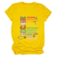 Dettaglio della stampa colorata creativa sulla t-shirt gialla a maniche corte da donna - Taglia S / Giallo