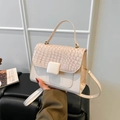 Sac bandoulière blanc crème avec gaufrage crocodile, serrure carrée et poignée ronde - Blanc