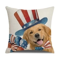 Gros plan sur l'imprimé aquarelle de golden retriever sur taie d'oreiller en coton et lin - Style Golden Retriever Avec Chapeau Drapeau (23YM10-1)