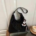 Grand sac cabas léopard pour femme avec breloque schnauzer et bandoulière en cuir - Noir