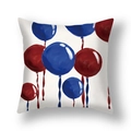 Detaillierte Textur des Independence Day Kissenbezugs mit roten und blauen Aquarell-Ballons - Rote und Blaue Aquarell-Ballons Stil (23DM1-4)