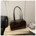 Borsa a spalla in pelle verniciata marrone cioccolato lucida con doppia tracolla e fibbia - Senza Ciondolo / Marrone