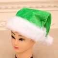 Cappello di Babbo Natale in peluche verde e bianco con bordo soffice e pompon - Verde