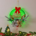 Corona de Navidad con LED, bayas rojas, agujas de pino y letrero de Merry Christmas - Estilo de Flores Doradas y Plateadas