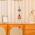 Pendaglio natalizio HOME in legno con perline colorate, design camion e nappa in juta rustica - Stile Macchina Rossa (HOME)