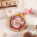 DIY Weihnachts-Holzkugel mit Schneemann-Illustration und rot-kariertem Band - Schneemann