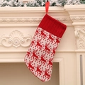 Calza di Natale in maglia rossa e bianca con motivi di renna e fiocchi di neve - Design Renna