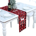 Rood-zwarte geruite kersttafelloper met wit rendier en de tekst Happy New Year erop - Groot Hert (Happy New Year)